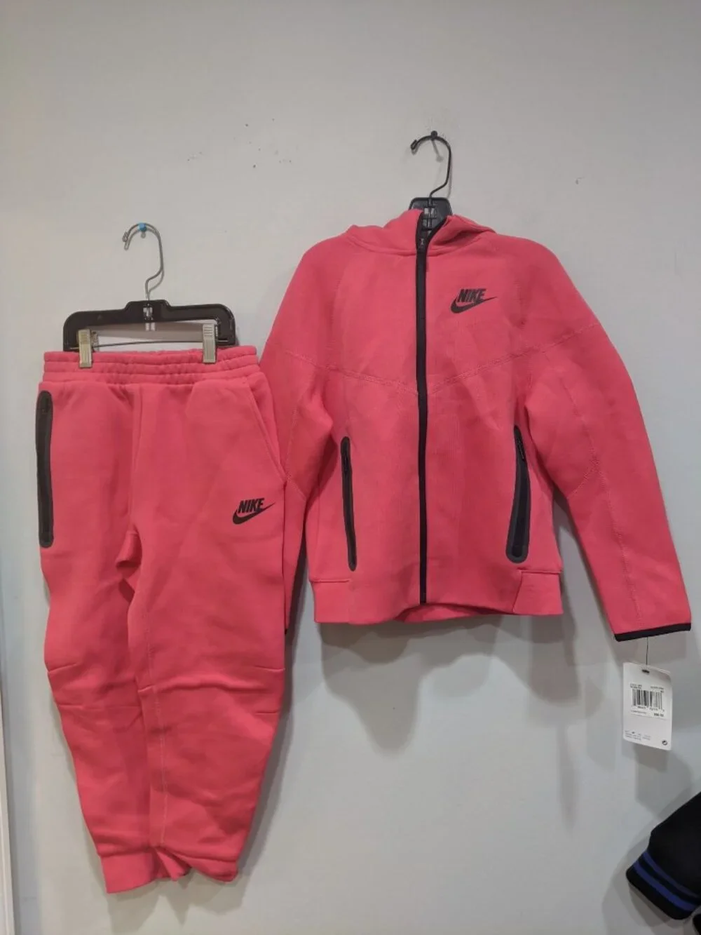 Nike Tech Girls 2 Piece Set Full-Zip Set Aster Pink Size 6X NEW WITH TAGS! - Picture 3 of 12